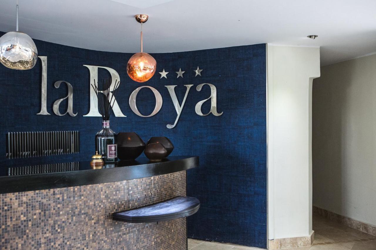 Hotel La Roya Сен-Флоран Екстериор снимка